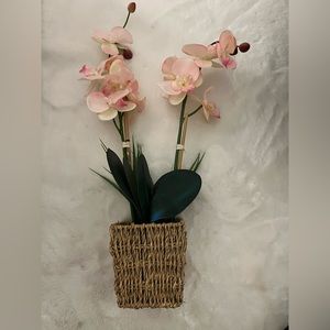 Artificial flower
